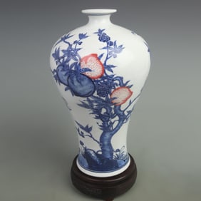 BLUE AND WHITE WITH UNDERGLAZED RED PORCELAIN VASE
