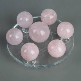 ROSE QUARTZ MADE BALL AND GLASS MADE SEVEN-STAR ARRAY