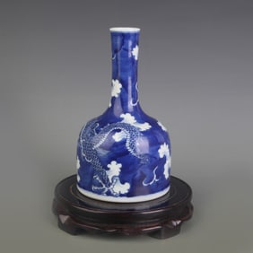 BLUE AND WHITE DRAGON PATTERN PORCELAIN ZUN VASE