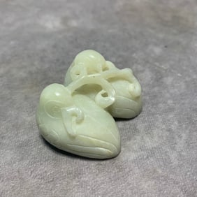 HETIAN WHITE JADE PENDANT OF AUSPICIOUS BIRD HOLDING LINGZHI