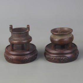 SET OF SMALL BRONZE INCENSE BURNERS