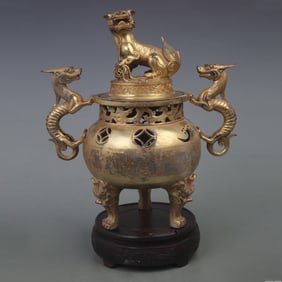 A FINE RUI SHOU STYLE THREE FOOT BRONZE INCENSE CENSER