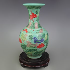 FAHUA COLOR FLOWER AND BIRD PATTERN APPRECIATION PORCELAIN VASE