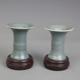 PAIR OF LONGQUAN CELADON TEACUPS