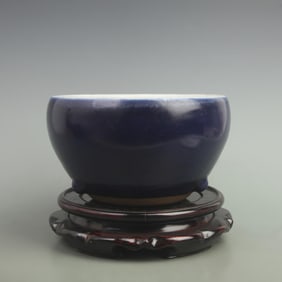 A DARK BLUE COLOR PORCELAIN INCENSE BURNER