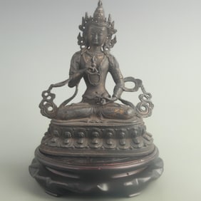 A FINE BRONZE VAJRA SCEPTER STATUE