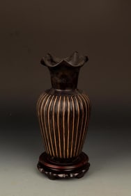 JI ZHOU KILN STYLE BLACK GLAZED FLOWER TOP VASE