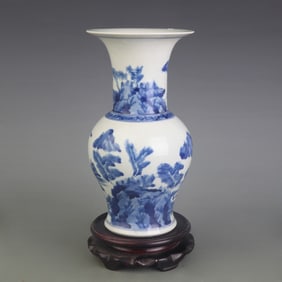 BLUE-AND-WHITE LANDSCAPE PATTERN FLOWER VASE
