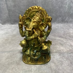 TIBETAN GILT BRONZE DEITY STATUE WITH ELEPHANT TRUNK