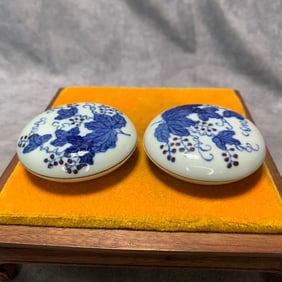 PAIR OF BLUE AND WHITE INK PASTE BOXES WITH FLORAL PATTERN