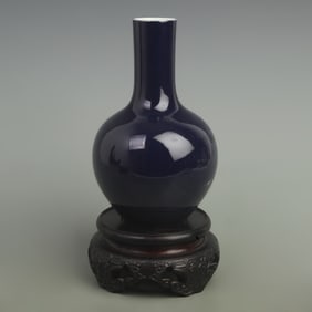 SACRIFICIAL BLUE GLAZED GLOBE STYLE PORCELAIN VASE