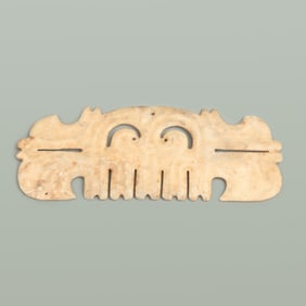 HONG SHAN CULTURE CLOUD-SHAPED JADE PENDANT