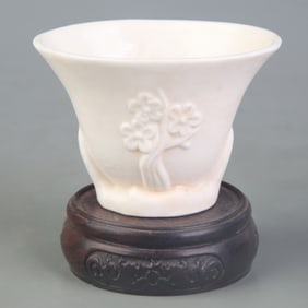 SMALL DEHUA KILN WHITE PORCELAIN CUP