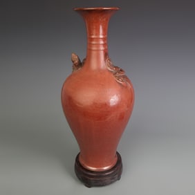 RED GROUND PORCELAIN VASE WITH GILT DESIGN
