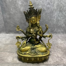 TIBETAN GILT BRONZE EIGHT-ARMED AVALOKITESHVARA STATUE