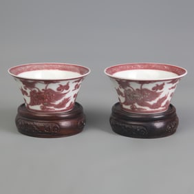 PAIR OF UNDERGLAZE RED PHOENIX PATTERN SMALL BOWLS