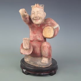 A FINE PAINTED POTTERY HUMAN FIGURINE