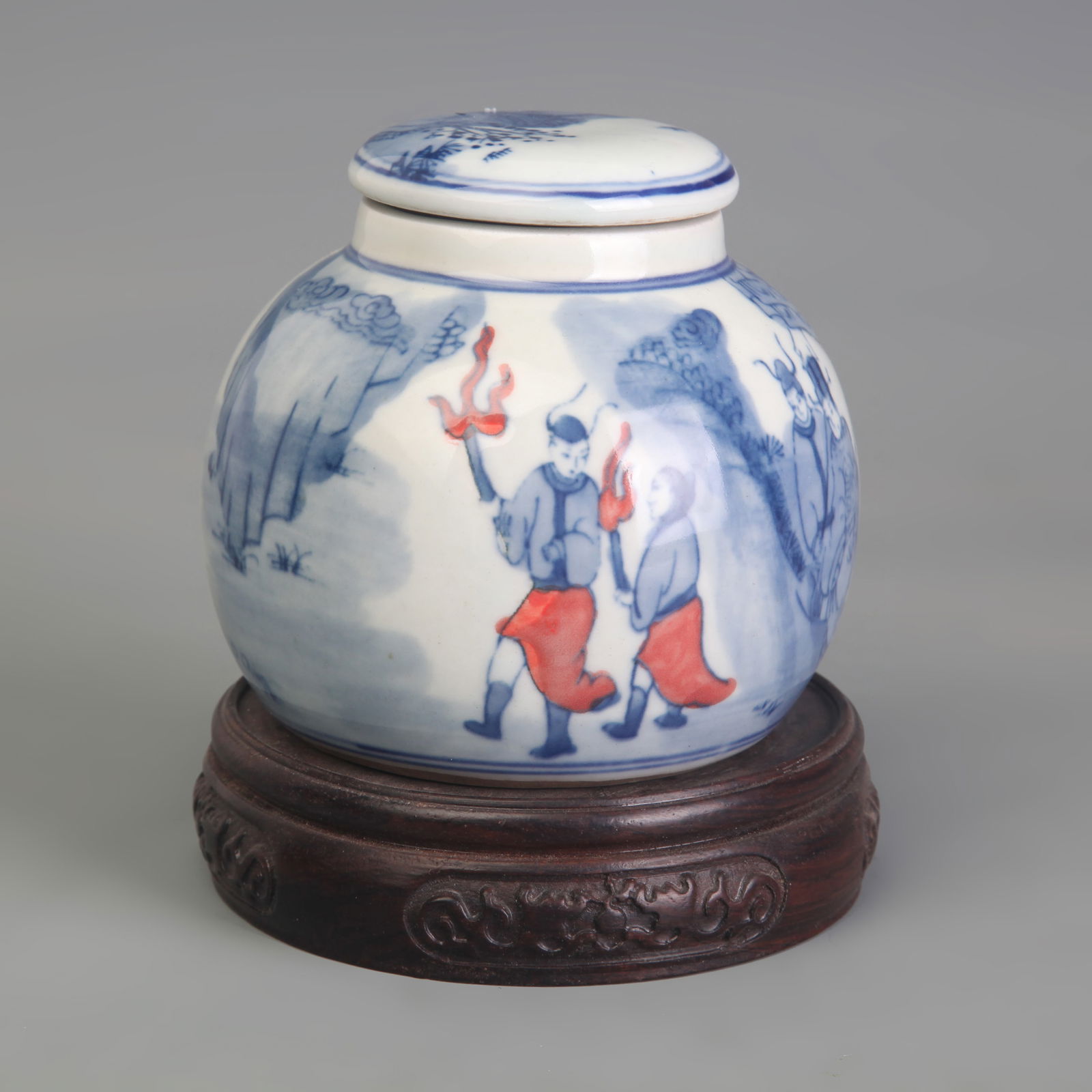 BLUE AND WHITE UNDERGLAZE RED STORY PATTERN TEA JAR: Width: 3.5 inch; High: 3.4 inch
