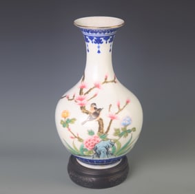 RARE BLUE AND WHITE FAMILLE ROSE TREE PATTERN PORCELAIN VASE