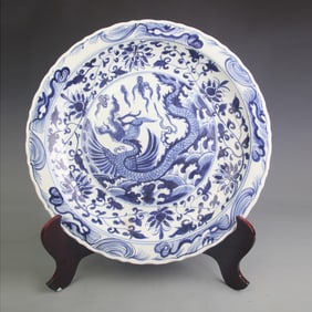 BLUE AND WHITE DRAGON PATTERN LARGE PORCELAIN PLATE