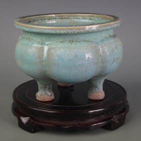 JUN WARE TRIPOD INCENSE PORCELAIN BURNER