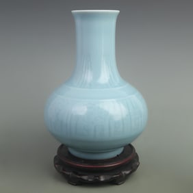 BLUE AND WHITE BORDER "FAMILY HARMONY BRINGS PROSPERITY" PLUM VASE