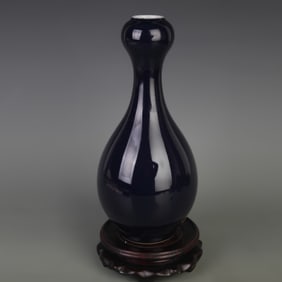 SACRIFICIAL BLUE GLAZE GARLIC-HEAD PORCELAIN VASE
