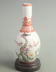 FAMILLE ROSE PLUM BLOSSOM AND BIRD LONG NECK VASE
