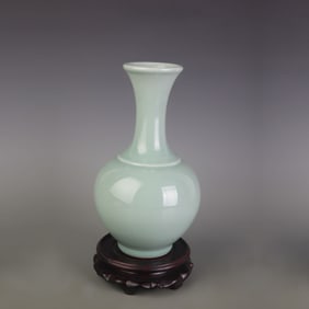 LIGHT BLUE COLOR YINGQING GLAZE APPRECIATION PORCELAIN VASE