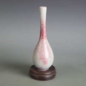 A FINE JUN KILN SMALL PORCELAIN BOTTLE