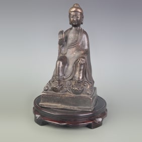 A FINE BRONZE BUDDHA STATUE