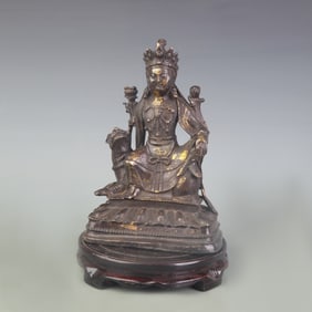 A FINE BRONZE STATUE OF GUANYIN