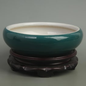 GREEN COLOR GLAZED FISH AND GRASS PATTERNED PORCELAIN PEN WASHER