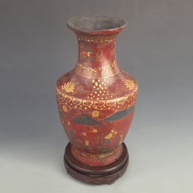 LACQUER AND GOLD-PAINTED WOODEN VASE WITH OPEN-WORKED FIGURE STORY