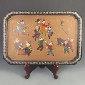 FINE GILT LACQUER PAINTED WOODEN TRAY WITH BABY PLAYING