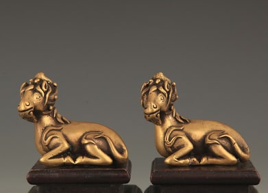 PAIR OF BRONZE ANTELOPE DECORATION
