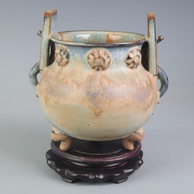 A FINE DOUBLE EAR OLD PORCELAIN CENSER