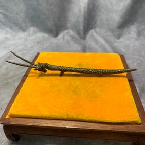 REPUBLIC PERIOD BRONZE AUSPICIOUS BEAST BRUSH REST