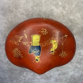 A FINE CARVED STONE INK WITH WOODEN BOX