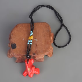 A FINE CORAL NECKLACE