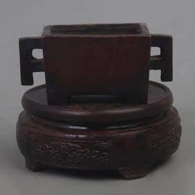 A FINE XUAN DE STYLE SQUARE SHAPE CENSER