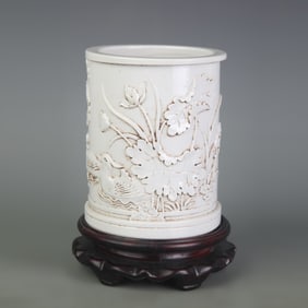 WHITE PORCELAIN CARVED FLORAL AND BIRD PORCELAIN BRUSH POT