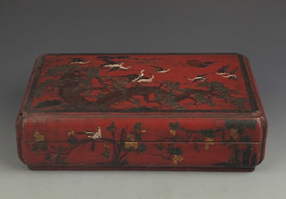 RARE GILT-LACQUERED WOOD CRANE PAINTED BOX