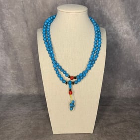 A FINE TURQUOISE STONE MADE NECKLACE