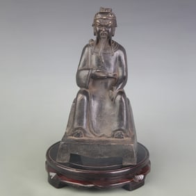 A FINE BRONZE GOD OF WEALTH STATUE