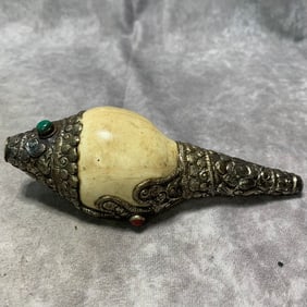 TIBETAN BUDDHIST SILVER INLAID JEWEL CONCH SHELL