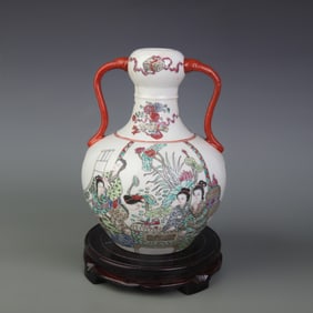 FAMILLE ROSE CHARACTER PATTERN GARLIC HEAD VASE