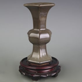 CELADON GLAZED HEXAGONAL FLOWER GU VASE