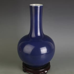 SAPPHIRE BLUE GLAZED CELESTIAL STYLE PORCELAIN VASE