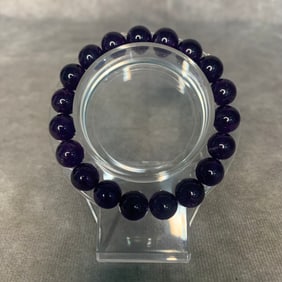 A FINE RED AGATE STONE MADE BRACELETS